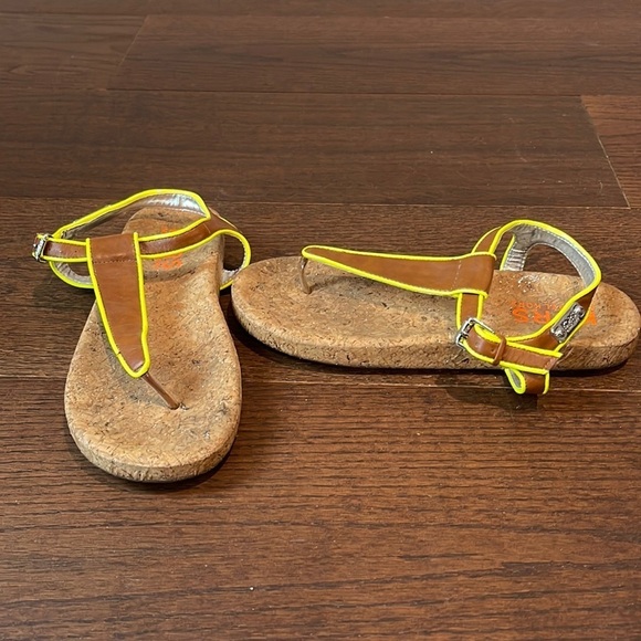 Michael Kors Brown Ankle Strap Sandal Size 4 - Picture 1 of 5